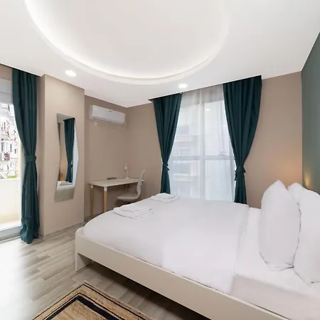 Comfortable With Balcony Near Beach In And Trendy Spots In Daire