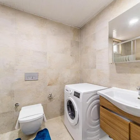 Comfortable With Balcony Near Beach In And Trendy Spots In Daire *
